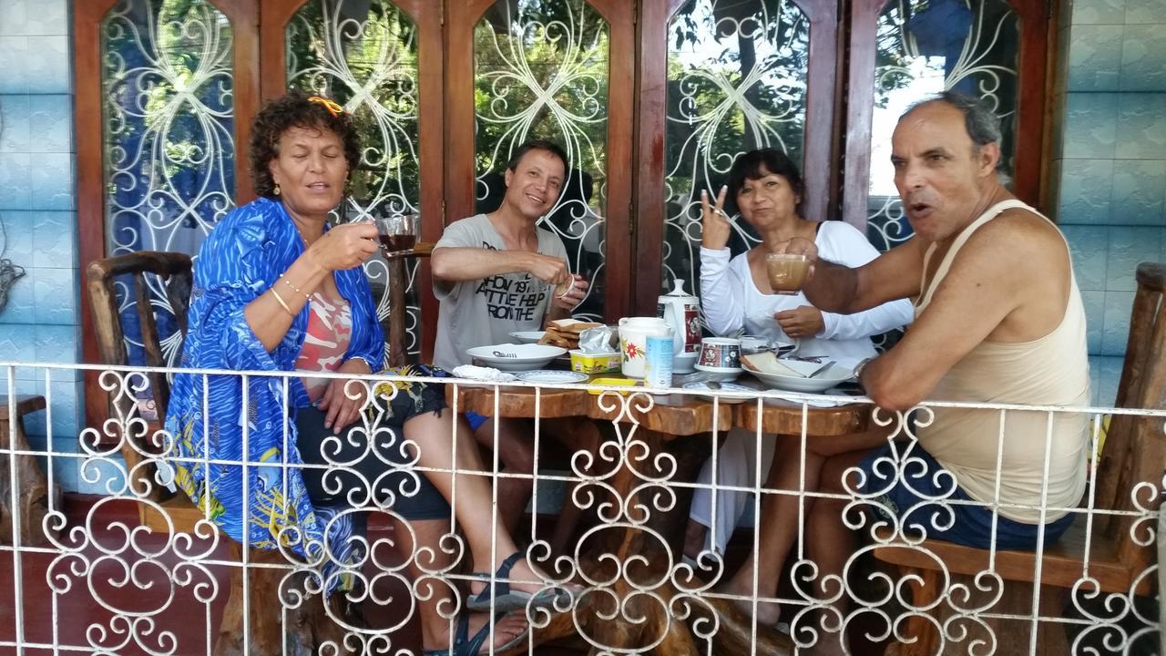 Selahn Inn Katunayaka Екстериор снимка